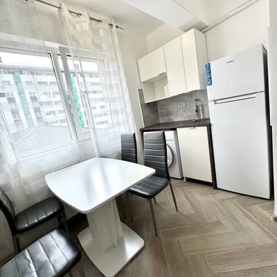 Location d’un appartement confortable, 50 m², quartier Chiajna, Bucarest, Roumanie
